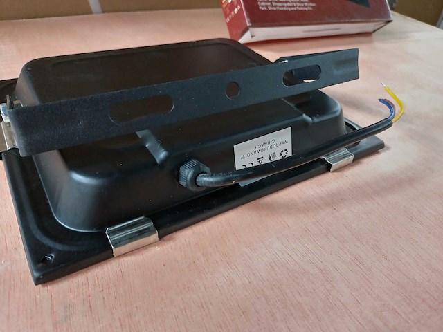 20x led paneel flood light 30 watt - afbeelding 3 van  7