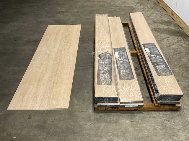 21,1m² dynamic extravagant xxl kliklaminaat oak chiaro - afbeelding 3 van  9