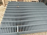 21x heras - 8/6/8 - dubbelstaafs hekwerk 203cm antraciet - afbeelding 4 van  13
