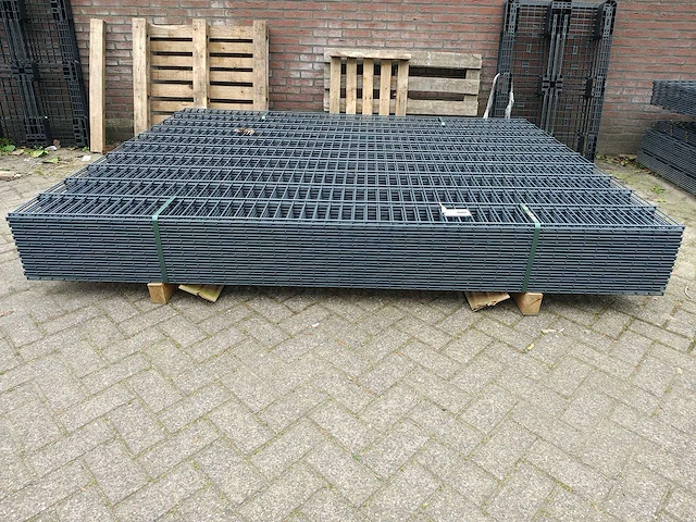 21x heras - 8/6/8 - dubbelstaafs hekwerk 203cm antraciet - afbeelding 6 van  13