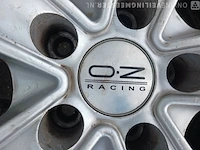 22 inch sportvelgen met banden oz racing - afbeelding 12 van  15