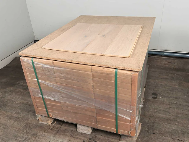 22 m2 parket eiken mutliplank - 725 x 180 x 14 mm - afbeelding 4 van  4