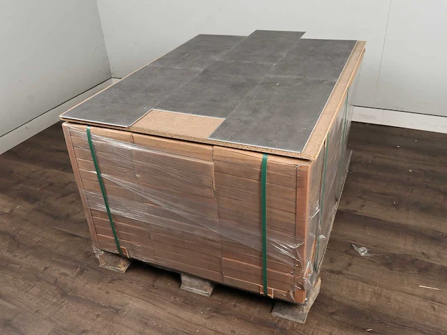 22 m2 pvc click tegel - 610 x 305 x 4 mm - afbeelding 4 van  4