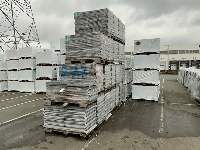 22 pallets ardechio beton tegels ( 570,24m2) - afbeelding 1 van  5