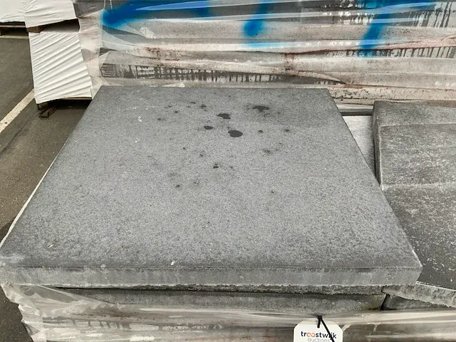 22 pallets ardechio beton tegels ( 570,24m2) - afbeelding 4 van  5