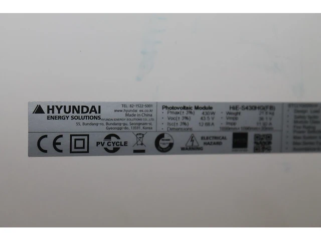 22 zonnepanelen hyundai hie-s430-hg full black. afmeting 100x190 cm. - afbeelding 2 van  3