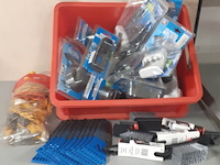 23 diverse auto accessoires en batterijopladers - afbeelding 1 van  3