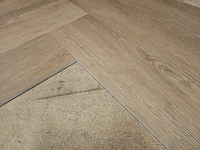 23 m2 pvc spc click visgraat - 610 x 150 x 4 mm - afbeelding 3 van  3