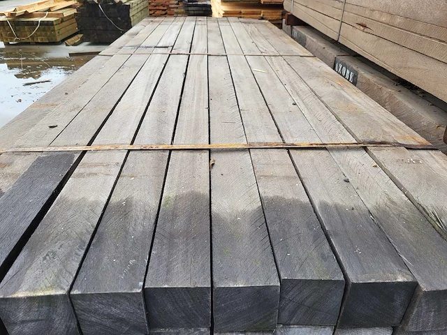 2.300 m3 azobé palen 80 x 80mm 120 st./ 300cm - afbeelding 8 van  8