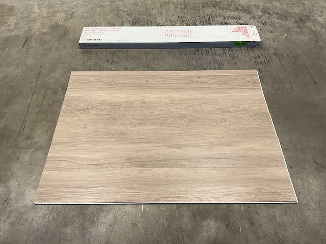 23,8m² cerastar bergen eiken composiet kliklaminaat - afbeelding 1 van  6