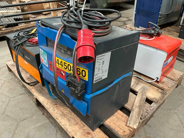 23gfa48v060lha acculader - afbeelding 3 van  5