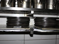 24 borden met doorsnede 26 cm. - afbeelding 1 van  3