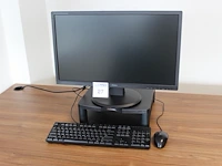 24 inch monitor iiyama incl. muis, toetsenbord en verhoger. - afbeelding 1 van  1