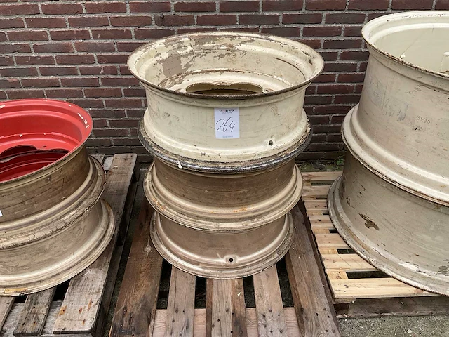 24 inch velg (3x) - afbeelding 1 van  2