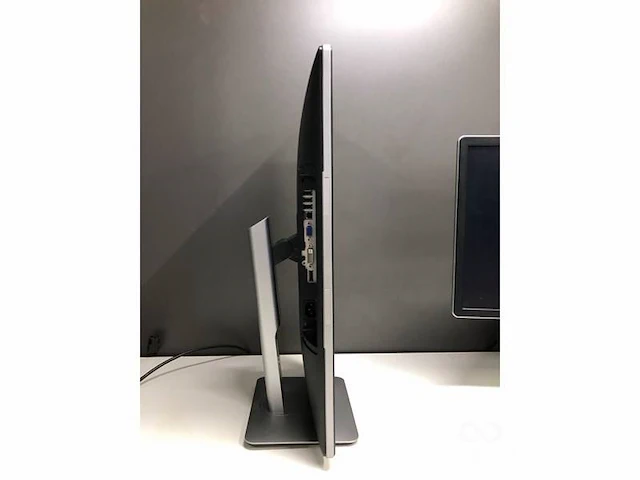 24" lcd monitor full hd - afbeelding 6 van  12