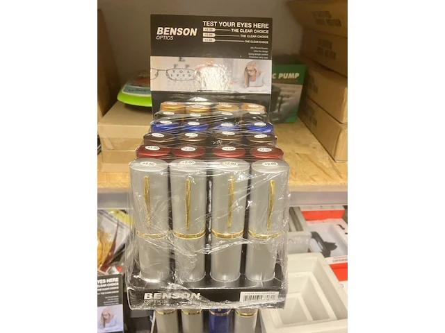 24 leesbrillen in koker in display 1,5 2,0 en 2,5 - afbeelding 1 van  7