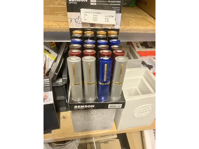 24 leesbrillen in koker in display 1,5 2,0 en 2,5 - afbeelding 3 van  7