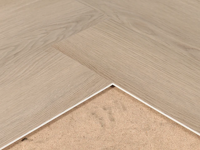 24 m2 pvc spc click visgraat - 750 x 150 x 6,5 mm - afbeelding 2 van  4