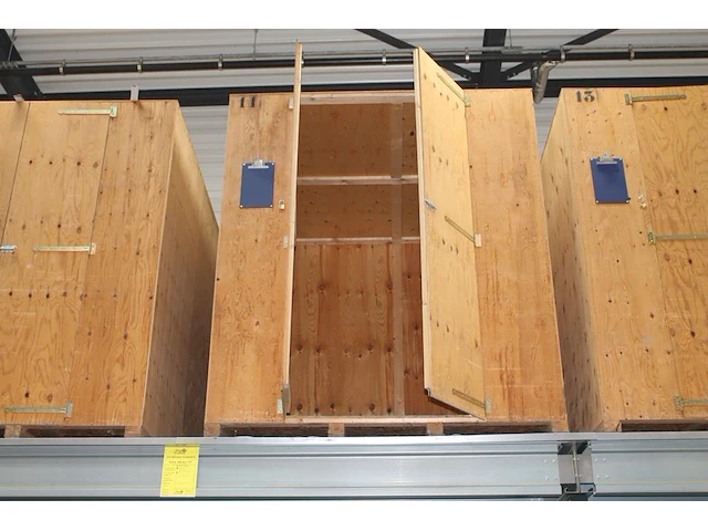 24 opslagboxen met vnl. afmeting 220 x 240 x 256 cm. - afbeelding 3 van  4