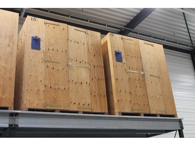 24 opslagboxen met vnl. afmeting 220 x 240 x 256 cm. - afbeelding 4 van  4