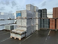 24 pallets kenia beton tegels (241,92 m2) - afbeelding 1 van  4