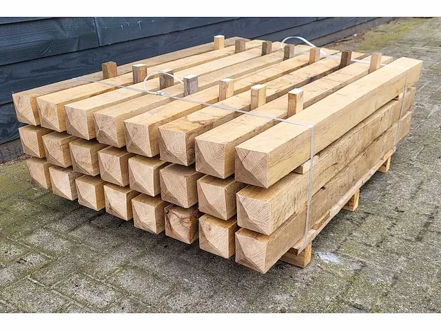 24 x eiken markeringspaal 100 x 100mm , lengte 135 cm - afbeelding 2 van  5