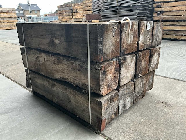 240 logs radiata pine 150x30x30cm - lumber reclaimd wood - afbeelding 15 van  21