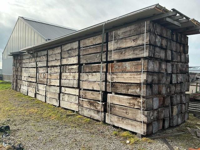 240 logs radiata pine 150x30x30cm stuwhout reclaimd wood - afbeelding 5 van  21