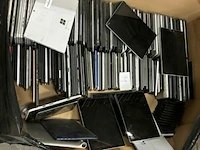 ± 245tablets mix merken met gebroken en niet gebroken schermen, werking onbekend