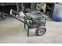 24v accubooster - afbeelding 1 van  4