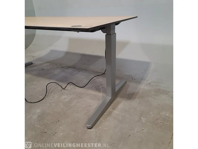 24x bureau o.a. ahrend - afbeelding 4 van  9