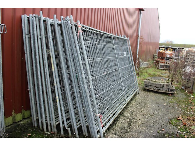 25 bouwhekken met voeten. - afbeelding 3 van  4