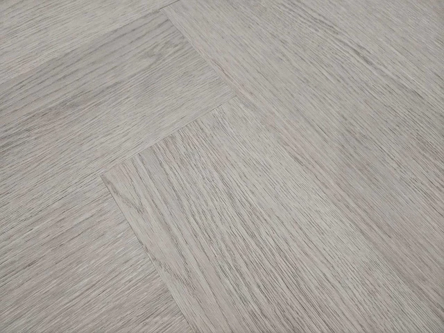 25 m2 pvc spc click visgraat - 750 x 150 x 5 mm - afbeelding 1 van  3