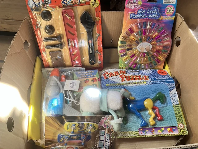 25 stuks speelgoed nieuw en retour uit verkoop - afbeelding 1 van  11