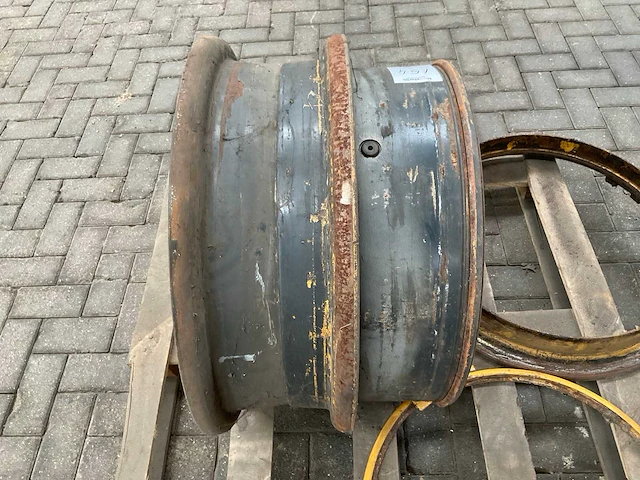 25” wiellader velg - afbeelding 3 van  4