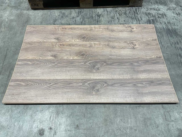 25,6m² purity pulse rustiek eiken laminaatvloer - afbeelding 6 van  11