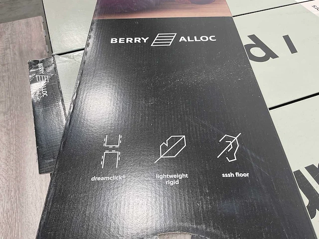 25,9m² berry alloc pure. pvc kliklaminaat lime oak - afbeelding 8 van  11