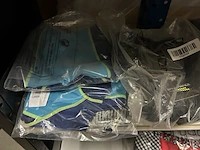 25x diverse kleding w.o. sportkleding, verkleedkleding w.o. berydale, ultrasport - afbeelding 7 van  10