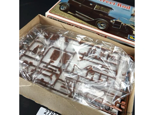 26 t street rod revell bouwmodel - afbeelding 2 van  5