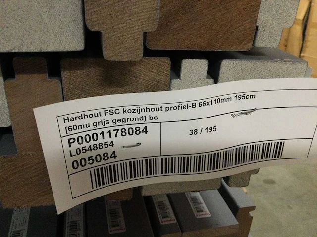 263 kozijnhout hardhout profiel -b 66x110 mm 195 en 295 cm. - afbeelding 4 van  8