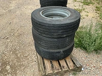 265/70 r19.5 op velg 3x - afbeelding 2 van  9
