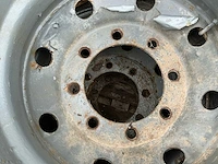 265/70 r19.5 op velg 3x - afbeelding 4 van  9