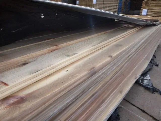 26,88 m² dennen planken - afbeelding 2 van  3