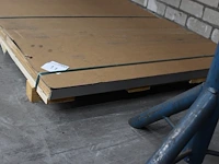 27 rvs platen 430kwg finish va met afmeting 2000 x 1000 x 1,2 mm. - afbeelding 2 van  3