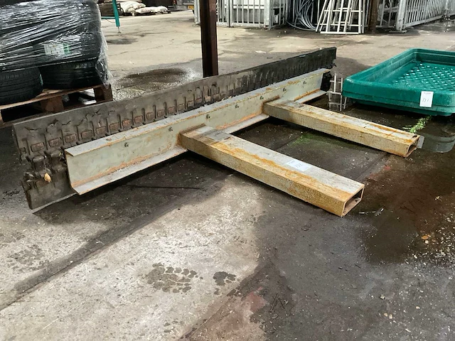 270 cm rubberschuif - afbeelding 1 van  3