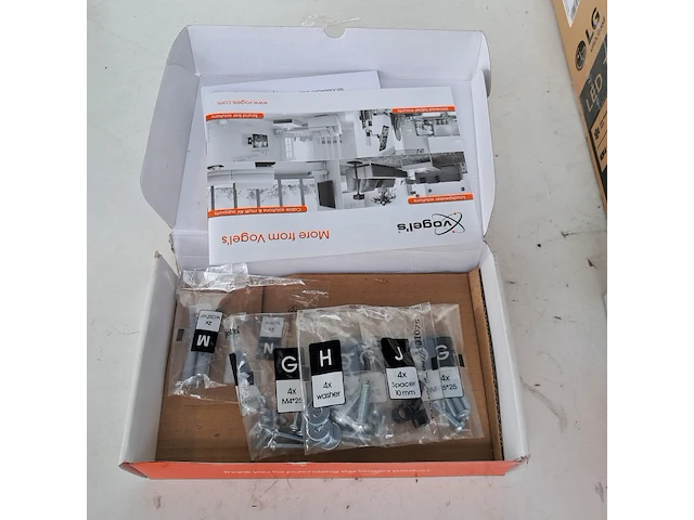 275 tv set lg, zwart - afbeelding 6 van  12