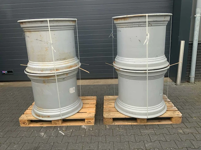 27x32 steek 281-335-10 27 vaste velg (4x) - afbeelding 1 van  7