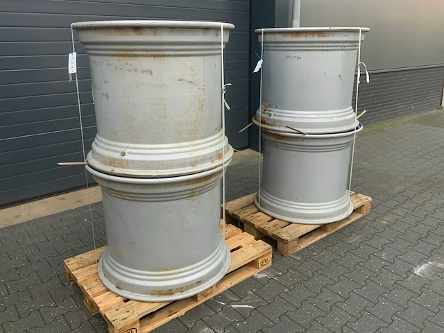 27x32 steek 281-335-10 27 vaste velg (4x) - afbeelding 4 van  7