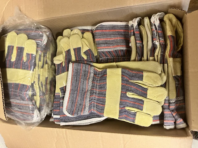28 kinder werkhandschoenen - afbeelding 1 van  5