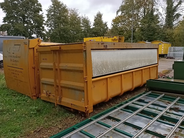 28 m³ asbest container, 2009 - afbeelding 10 van  14